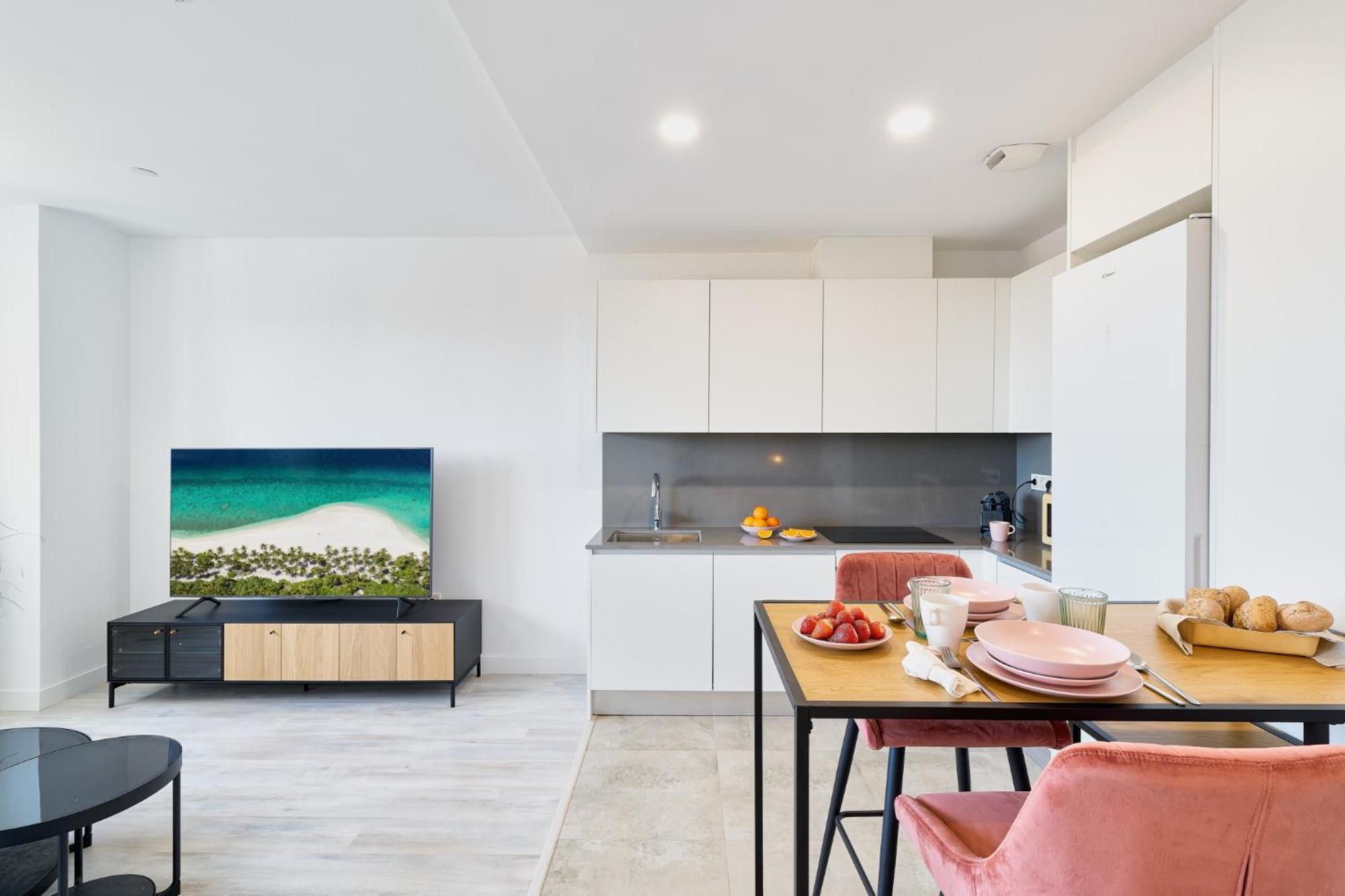 Malaga Skyline By Lovely Rentals Exterior photo